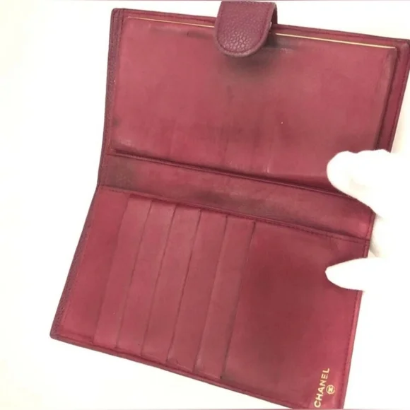 💯 Authentic Chanel Pink Caviar Leather Wallet with Iconic CC Logo🌸 - Picture 6 of 10